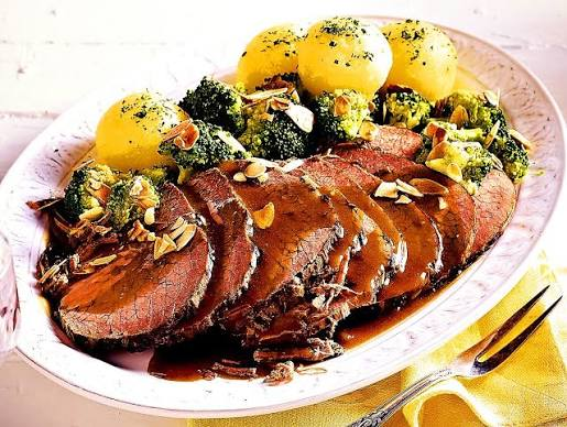 Sauerbraten (Asado de res marinado) Alemania