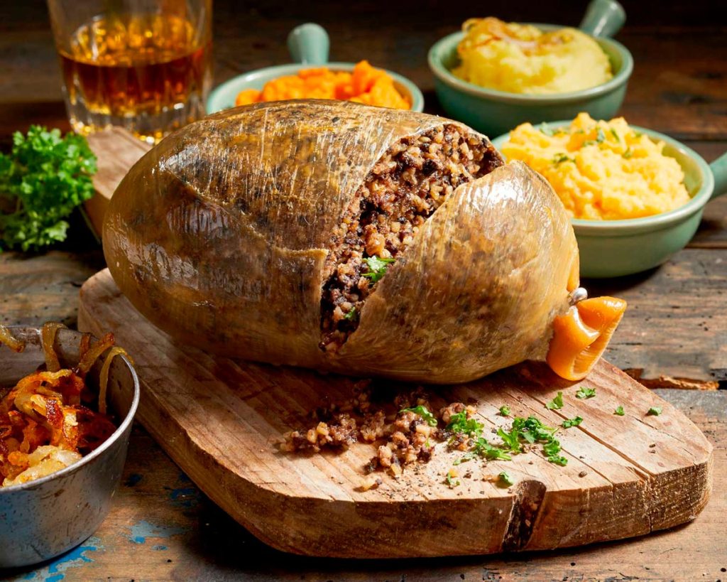 Haggis, estómago de cordero relleno.&nbsp;Escocia